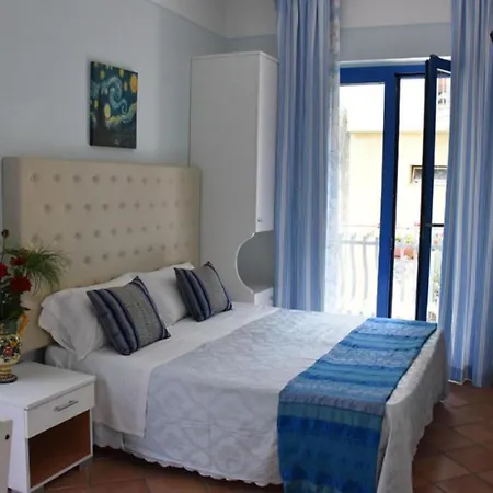 Donna Carmela - Da Rosa Bed & Breakfast